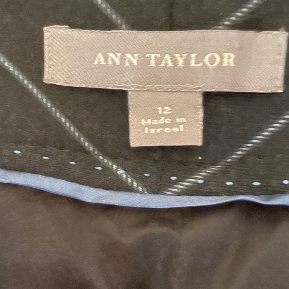 Ann Taylor Wide leg trousers. Size: 12. - Picture 3 of 5